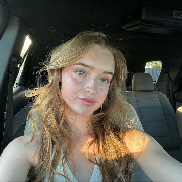 sydneyaroy2216